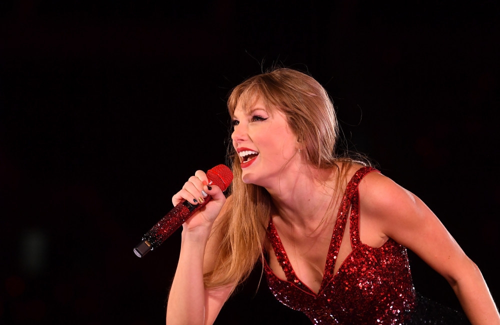 Taylor Swift's Reputation re-enters Top 5 of Billboard chart