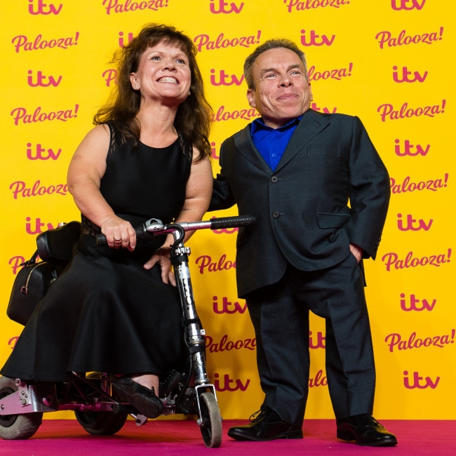 Warwick Davis' wife's cause of death revealed as arrhythmic cardiac arrest