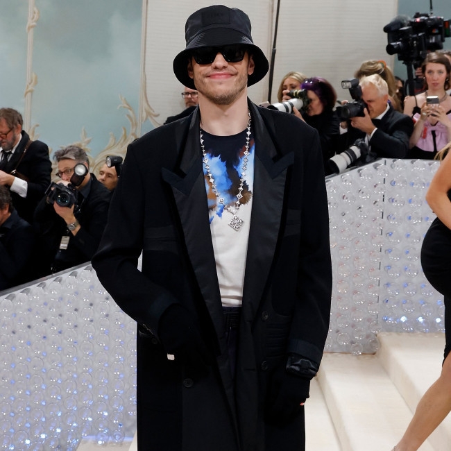 'Everyone deserves a Pete!' Elsie Hewitt gushes over Pete Davidson
