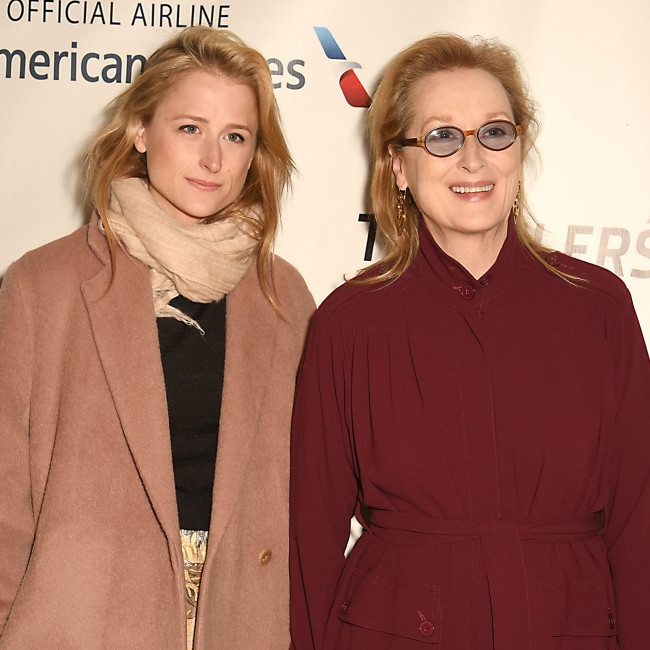 Mamie Gummer files for divorce