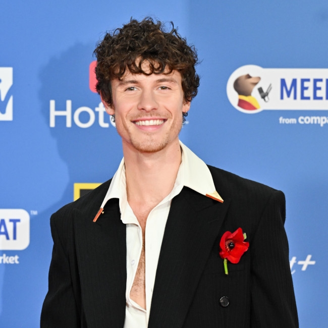 Shawn Mendes 'relocates to the Cotswolds'