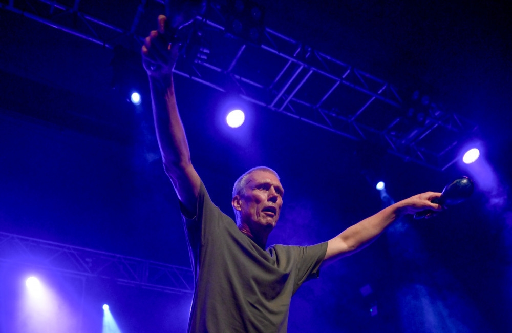 Happy Mondays are working on a new album