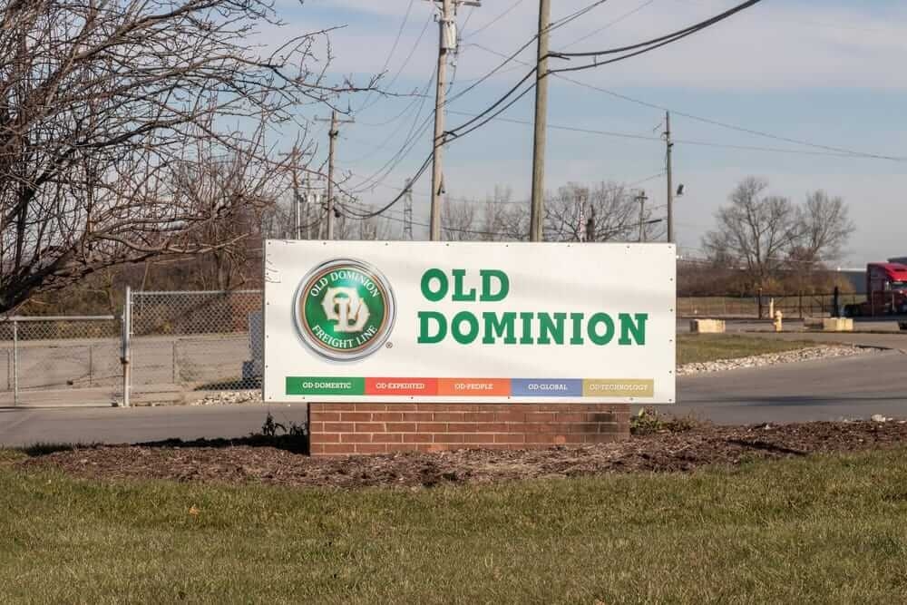 What Are Wall Street Analysts' Target Price for Old Dominion Freight Line Stock?