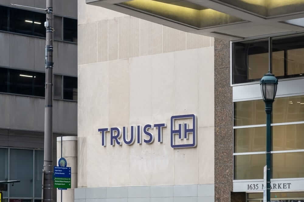 Truist Financial Stock: Is Wall Street Bullish or Bearish?