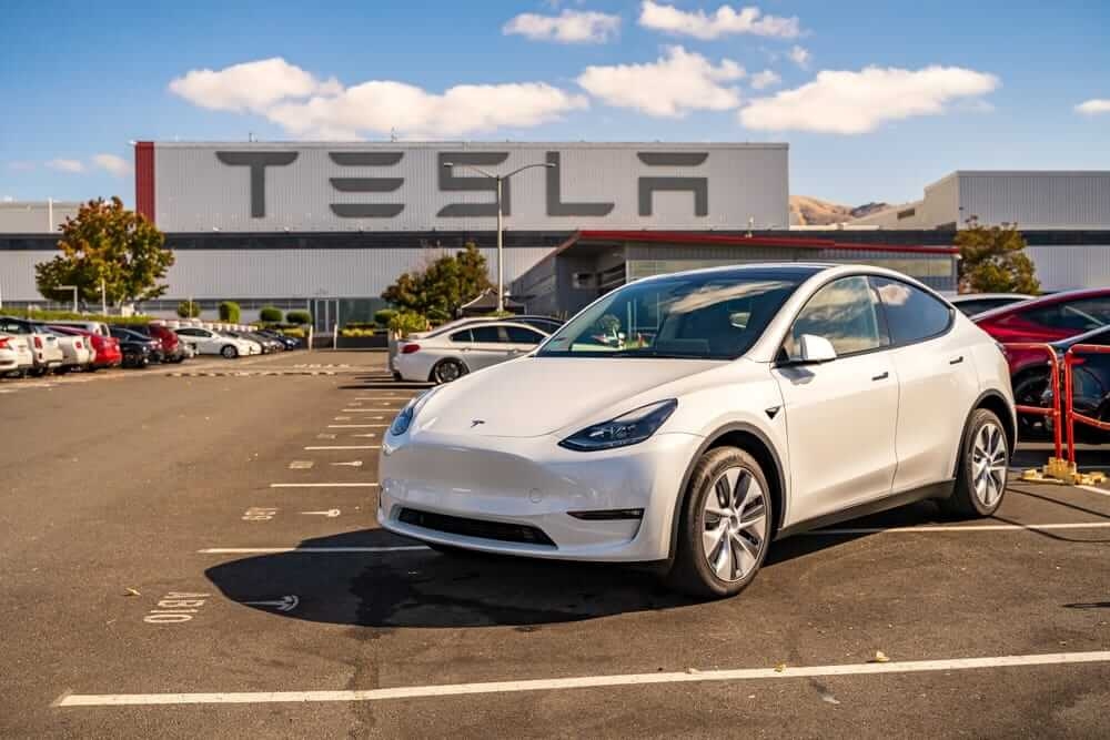 Tesla's Q2 Earnings Will Likely Focus on Politics and Robotaxis, But Investors Should Really Watch for These 5 Things