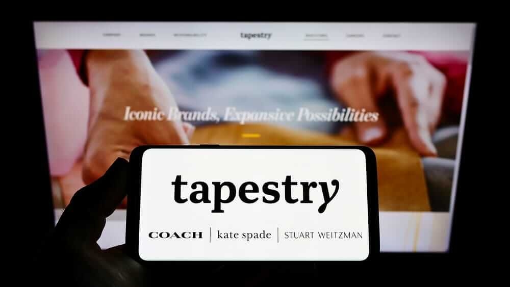 Do Wall Street Analysts Like Tapestry Stock?