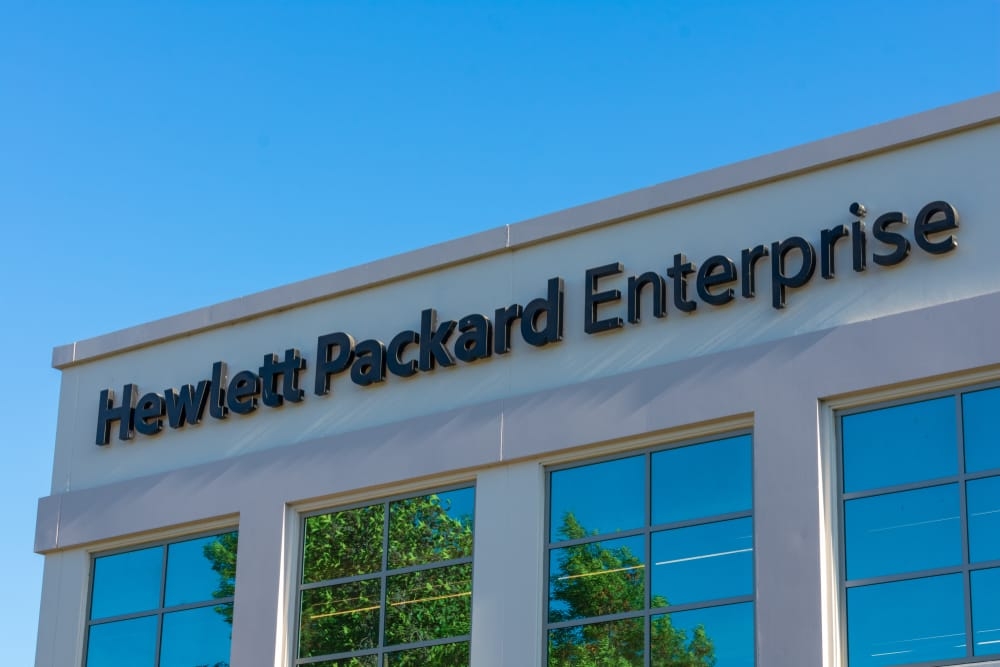 How Is Hewlett Packard Enterprise's Stock Performance Compared to Other Technology Stocks?