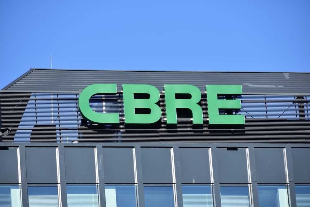 Are Wall Street Analysts Bullish on CBRE Group Stock?