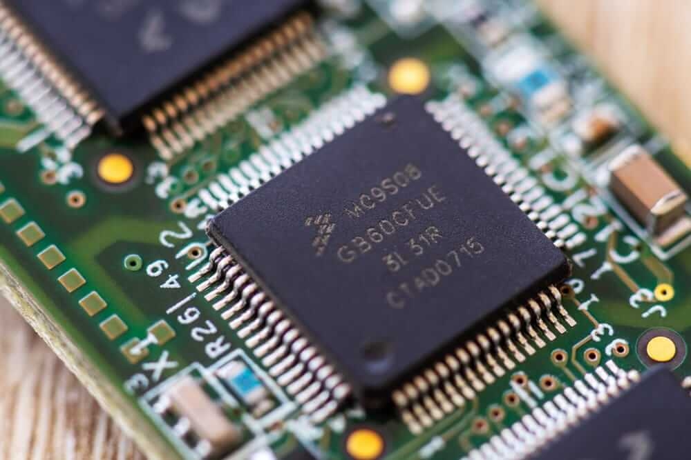 NXP Semiconductors Stock: Analyst Estimates & Ratings