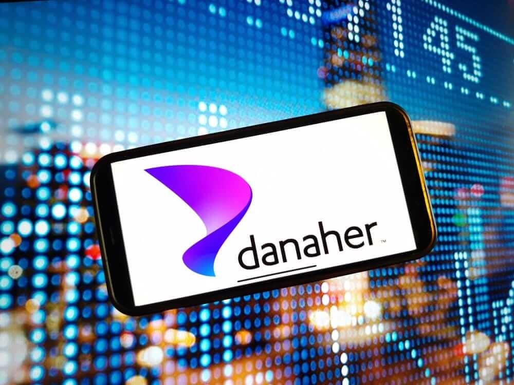 Are Wall Street Analysts Predicting Danaher Stock Will Climb or Sink?