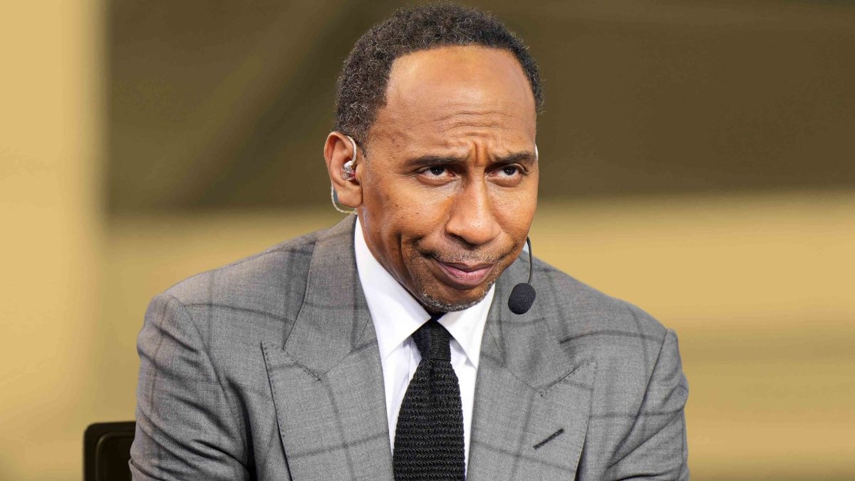 "I can multi-task, especially during TIMEOUTS" - Stephen A. Smith lies while addressing viral photo of him playing solitaire during Game 4 of 2025 Finals
