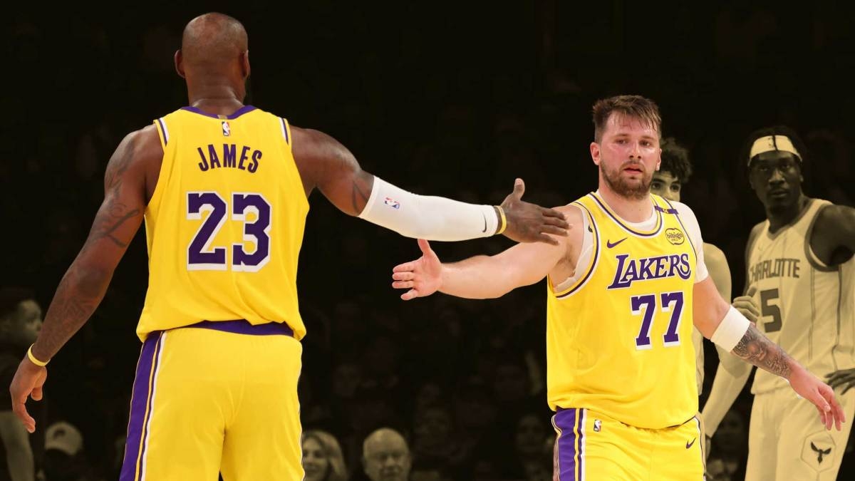 "He shows up like 10 hours before the game" - Luka Doncic on what surprised him the most about playing with LeBron James
