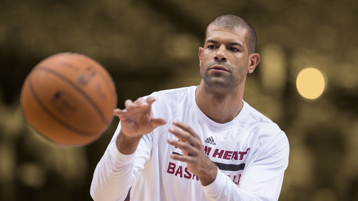 "Hey, Duke boy, shut the fu*k up and sit in the corner!" - Battier reveals what really happens during players-only meetings in the NBA