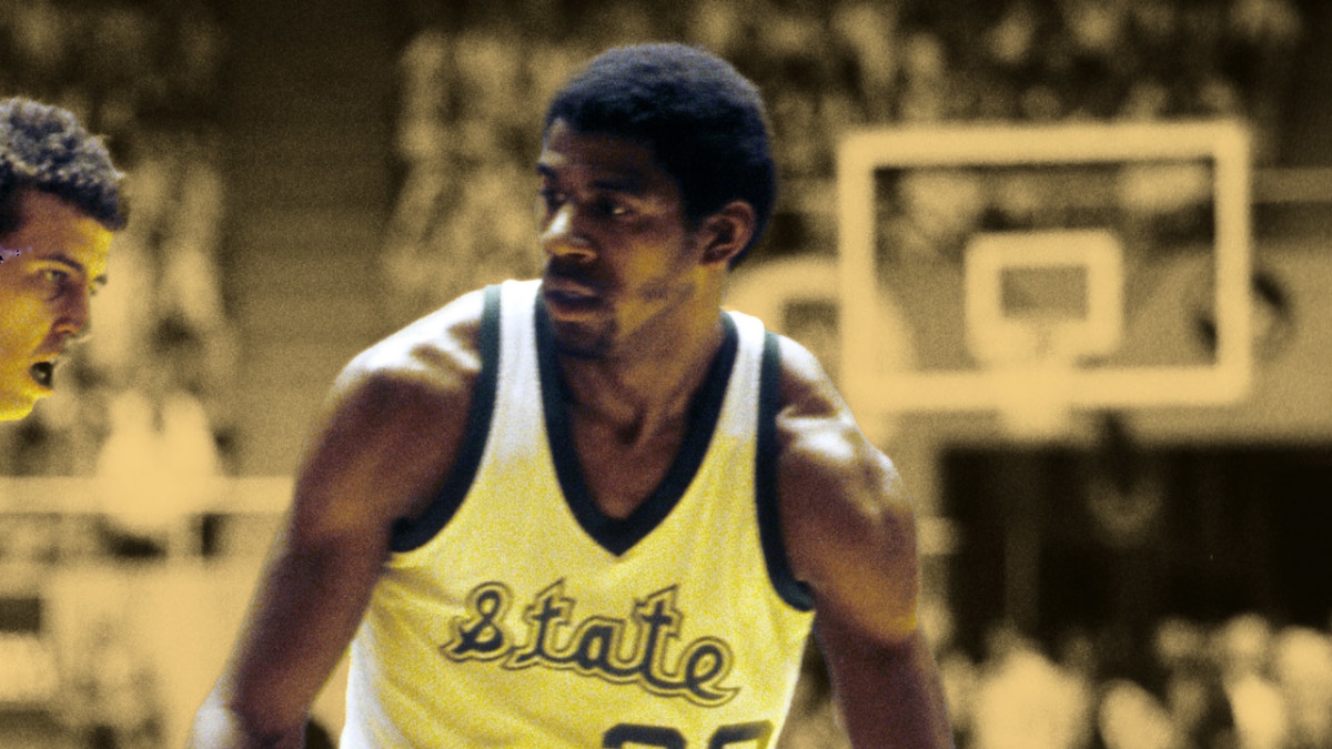 "He's the one who really made me a perfectionist" - Magic Johnson praised the coach who brought all his 'Magic' out
