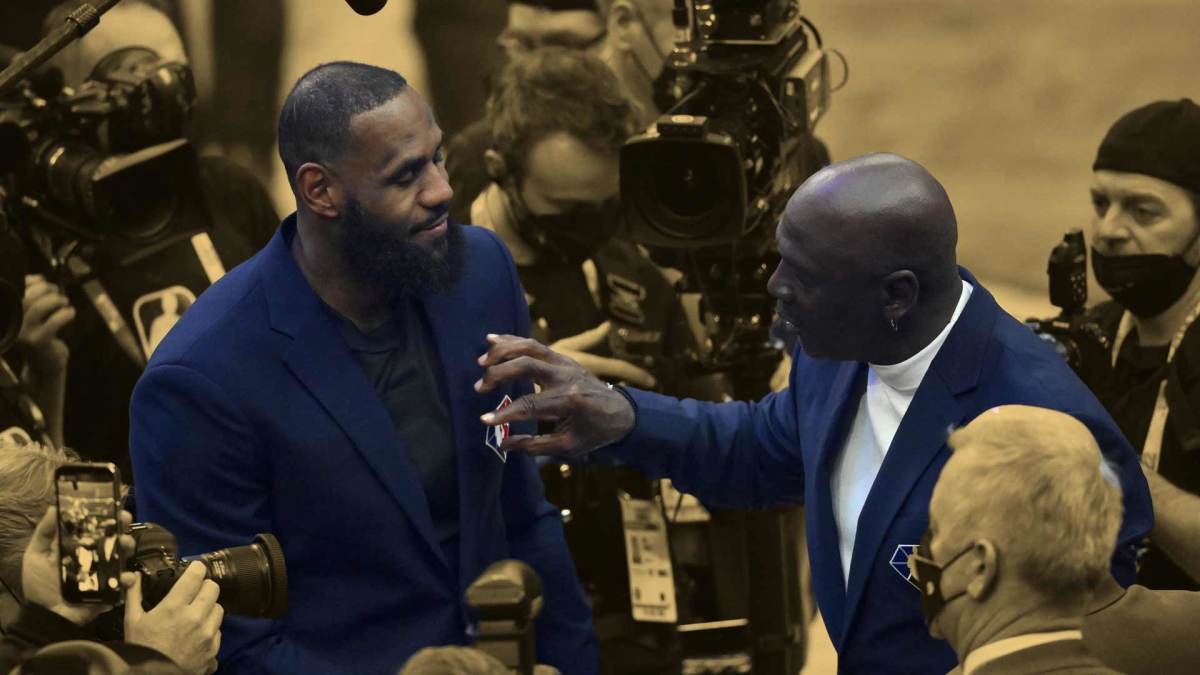 Hakeem Olajuwon on what separates Michael Jordan from LeBron James: "Jordan was a far more superior player in a very, very tough league"