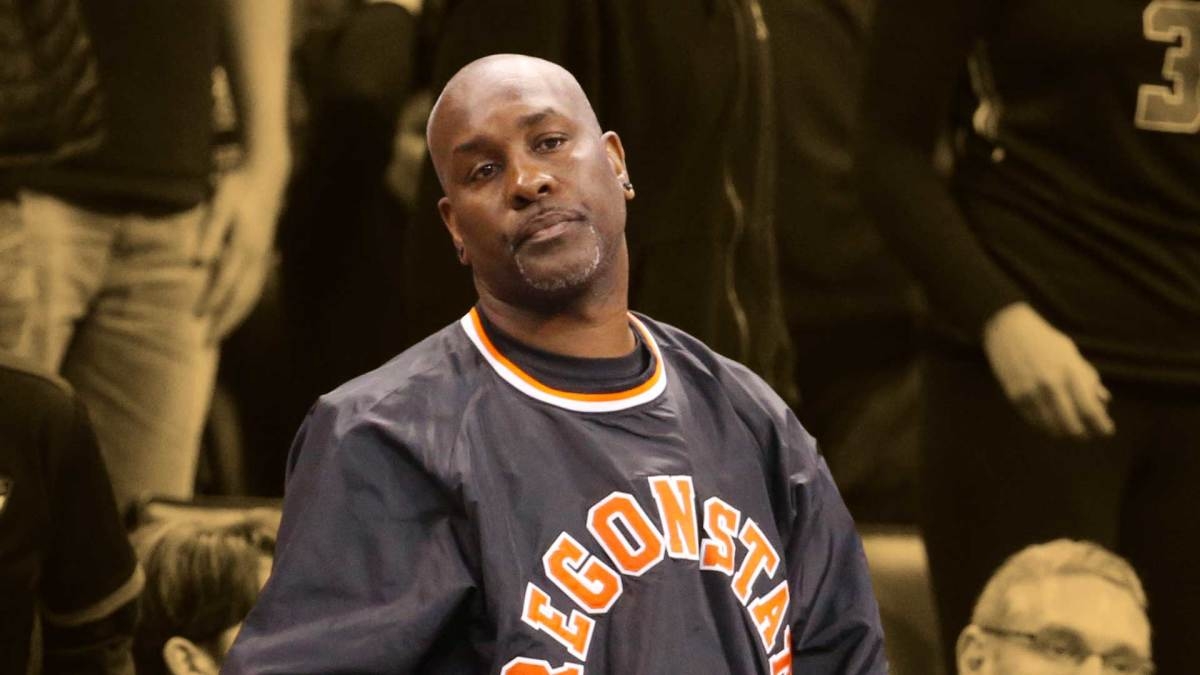 "20, 10, five steals. Easily!" - Gary Payton on what his average would be in today's game at 56 years old