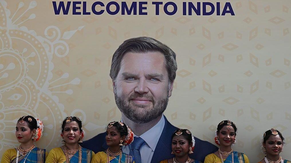 Vance to meet Modi in Delhi amid tariff tensions