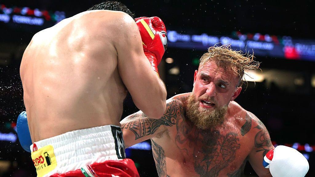 Paul dominates Chavez and calls out big names