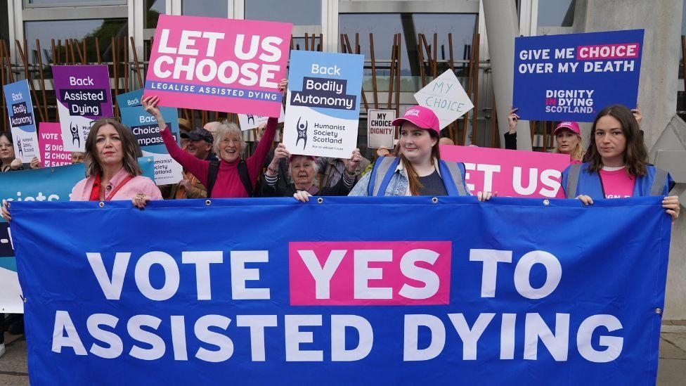 Scottish assisted dying bill passes first vote