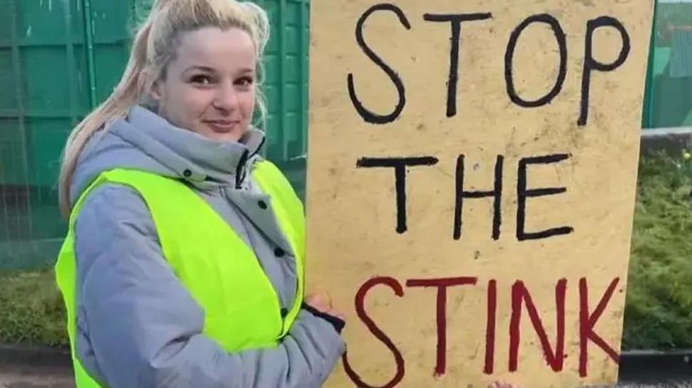 Stink not only from tip, say landfill operators