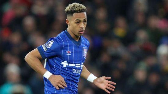 'No serious offers' made for Hutchinson