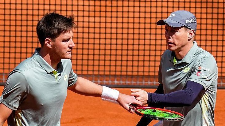 Britain's Patten through to doubles quarter-finals