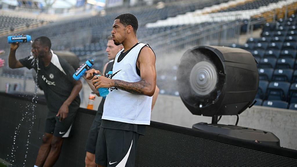 How are Chelsea fighting the heat in Philadelphia?