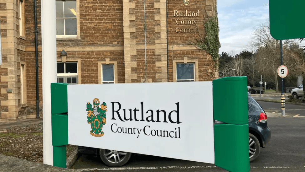 Concerns raised over 'lack of safety' at roadworks