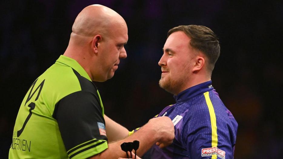 'He's not a baby anymore' - Van Gerwen on late Littler