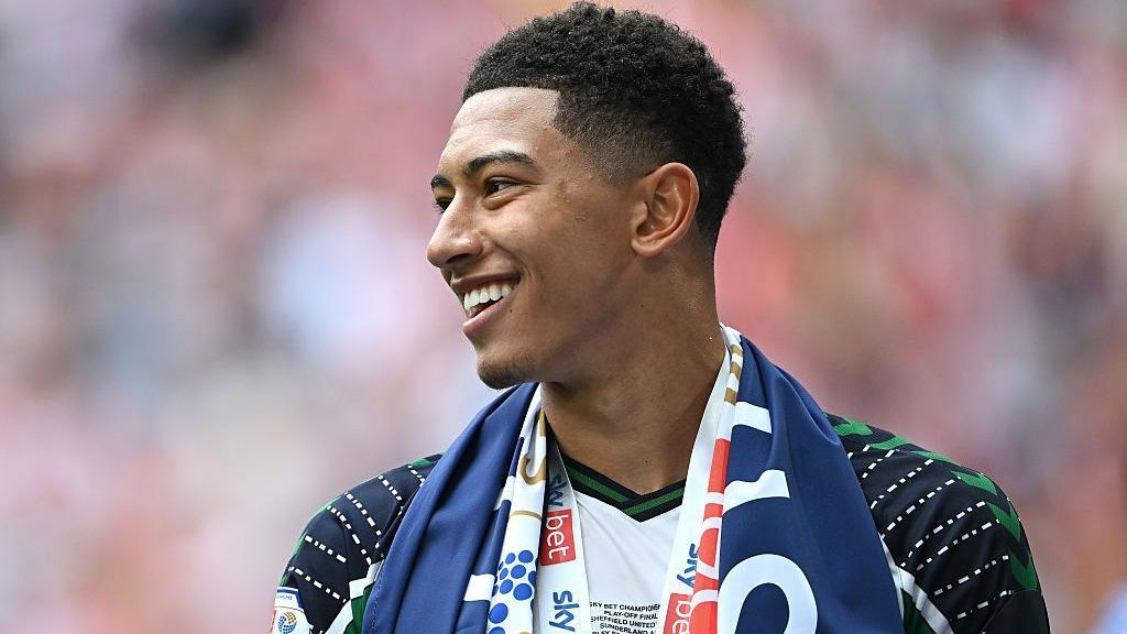 Dortmund agree £31m deal to sign Sunderland's Bellingham