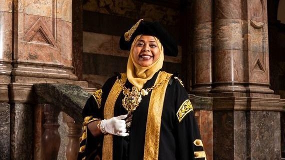 City names first black, hijab-wearing Lord Mayor