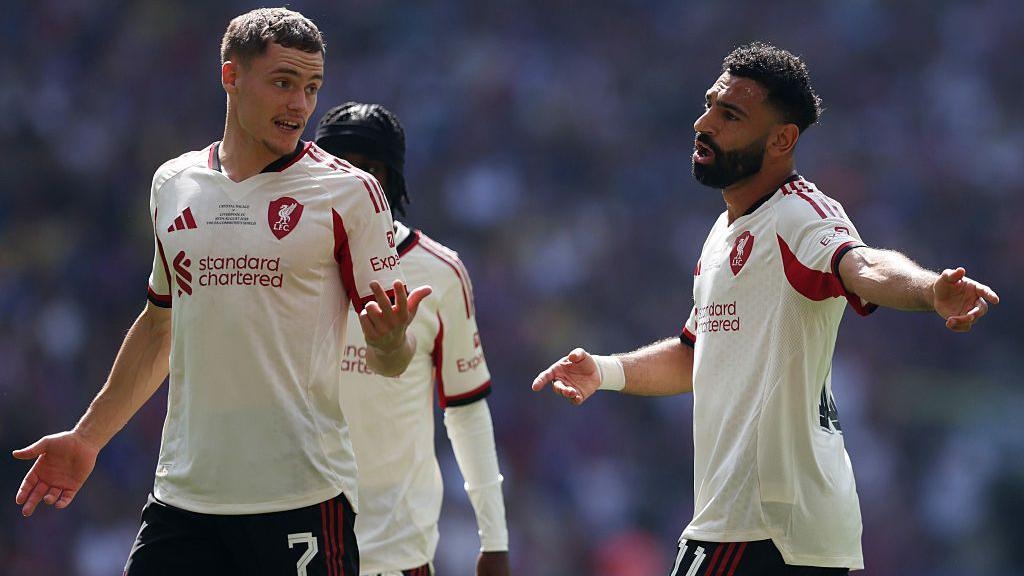 Carragher wants 'balance' over 'spending'