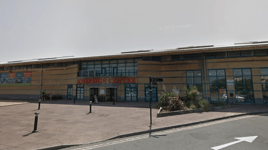 Operator confirms reopening day of leisure centre