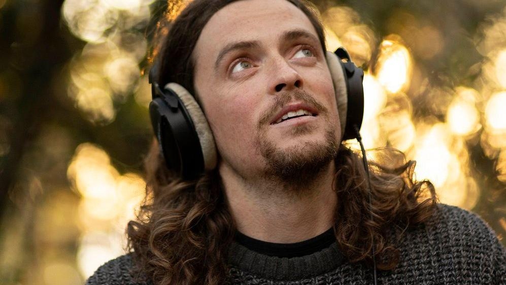 The man pursuing the sound of every bird in Ireland