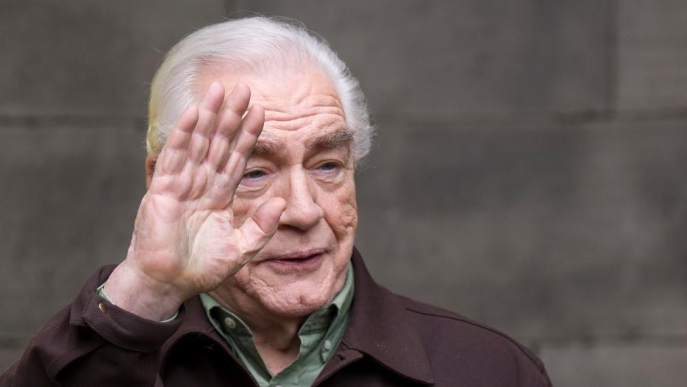 Actor Brian Cox postpones his one-man tour