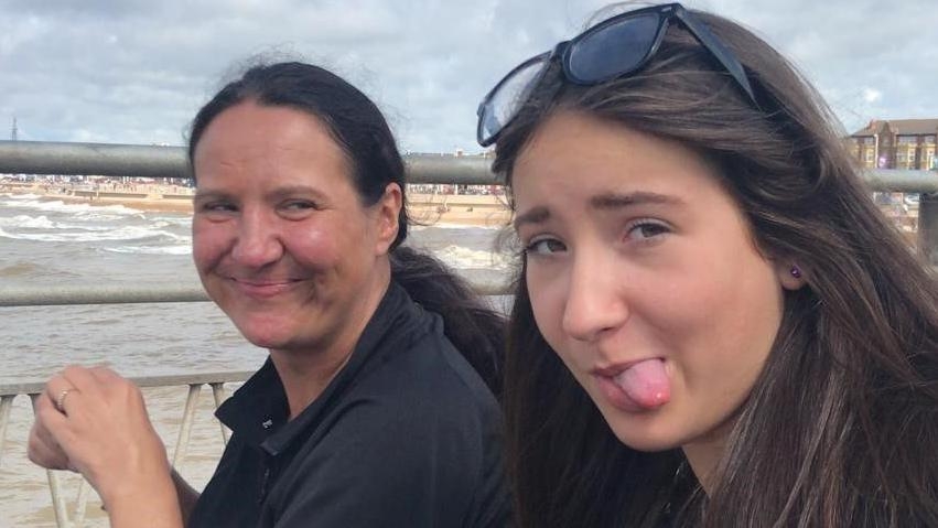 Murdered girl's mum says dad would 'never harm' her