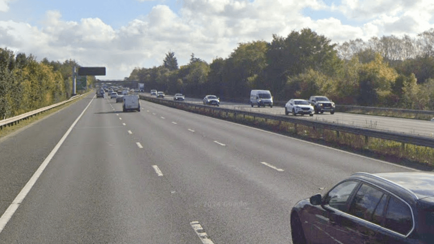 Section of A2 in Kent closed after serious crash