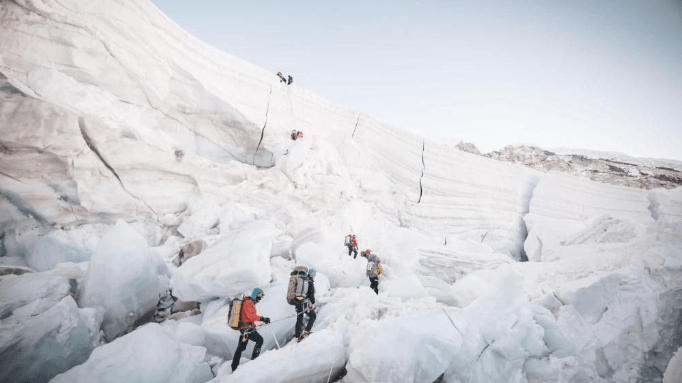 Nepal's 'Everest Man' sets record with 31st summit