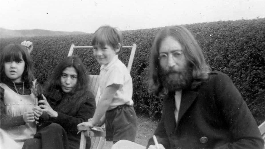 John Lennon and Yoko Ono holiday hotel set for demolition