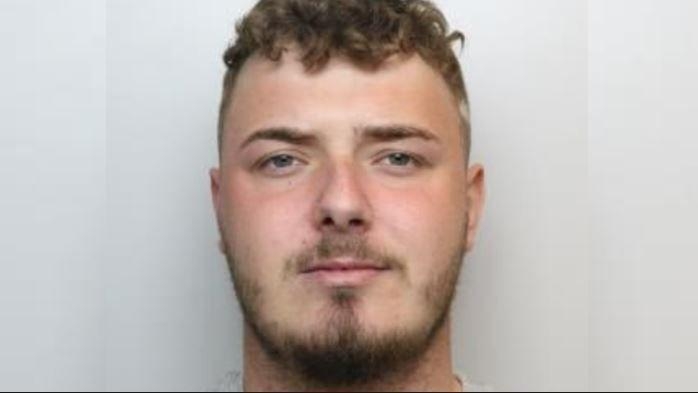 Drug dealer arrested after police chase jailed