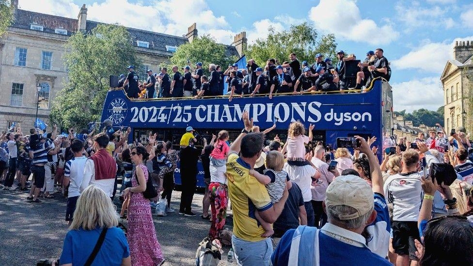 Bath champions cheered by thousands at victory parade