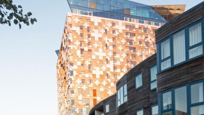 Man falls from upper levels of landmark building