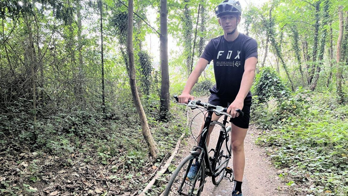 Teen mountain biker selected for world championships