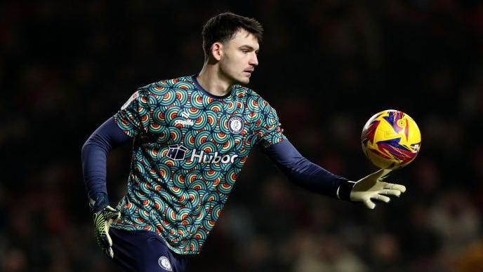 O'Leary out for 'three to four' months