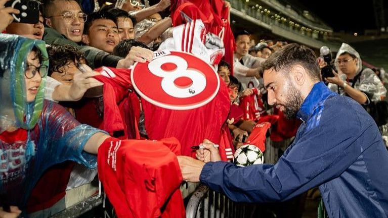 Fernandes considering quitting Man Utd for Al-Hilal