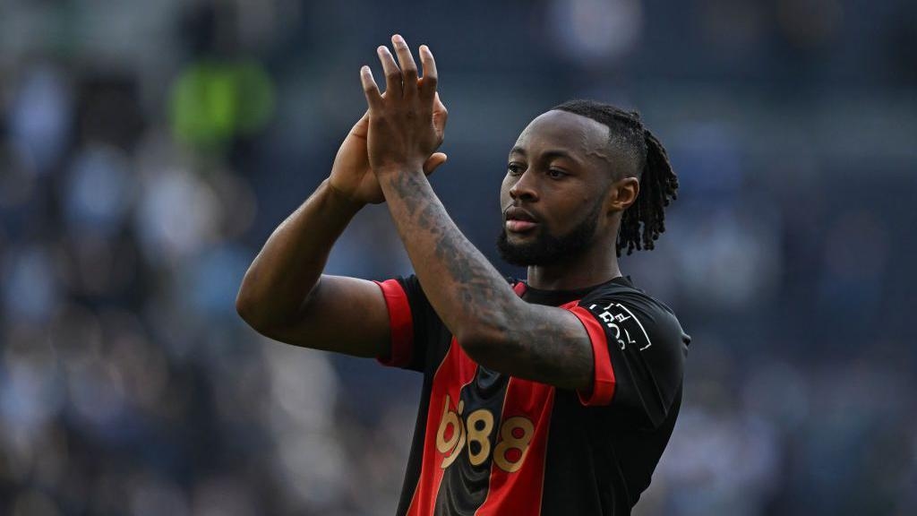 'Semenyo contract should ward off the vultures... for now'