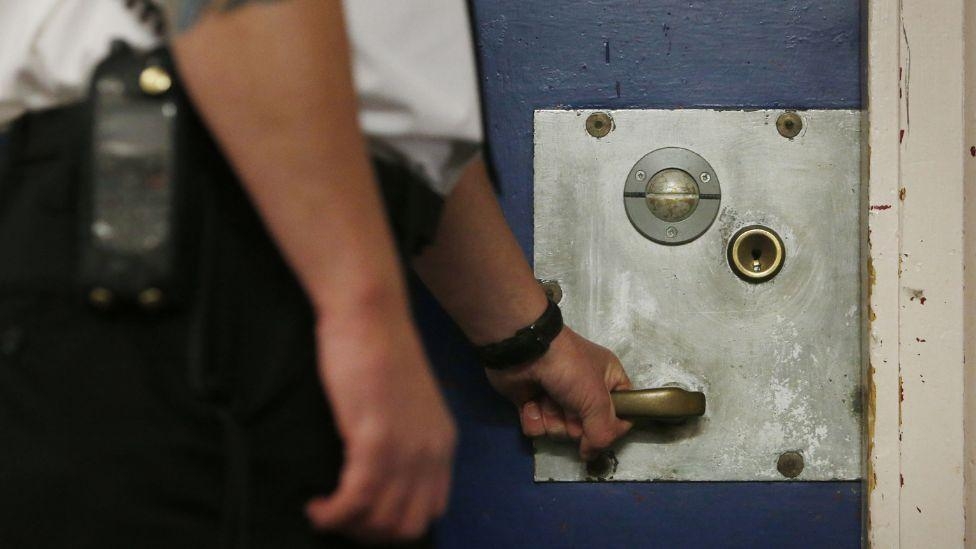 Up to 390 inmates to be released early in Scotland