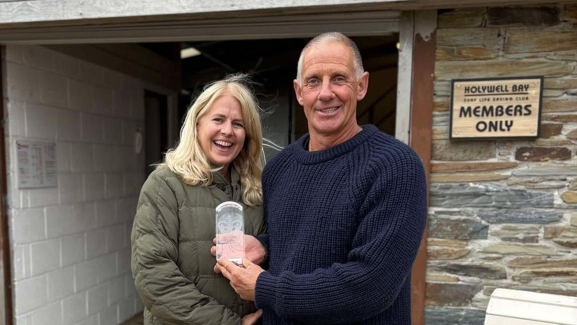 Cornish surf life-saving club wins King's Award