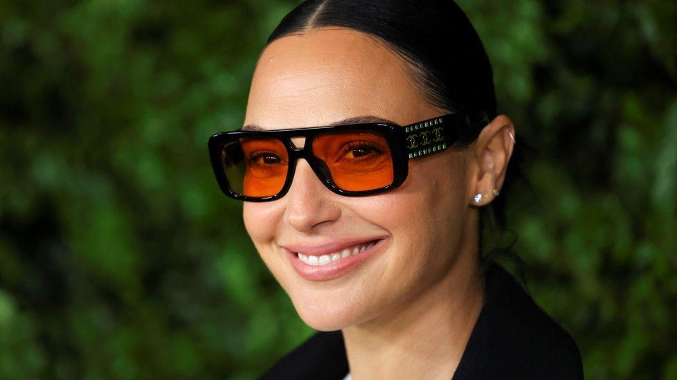 Five arrested over protests at Gal Gadot filming