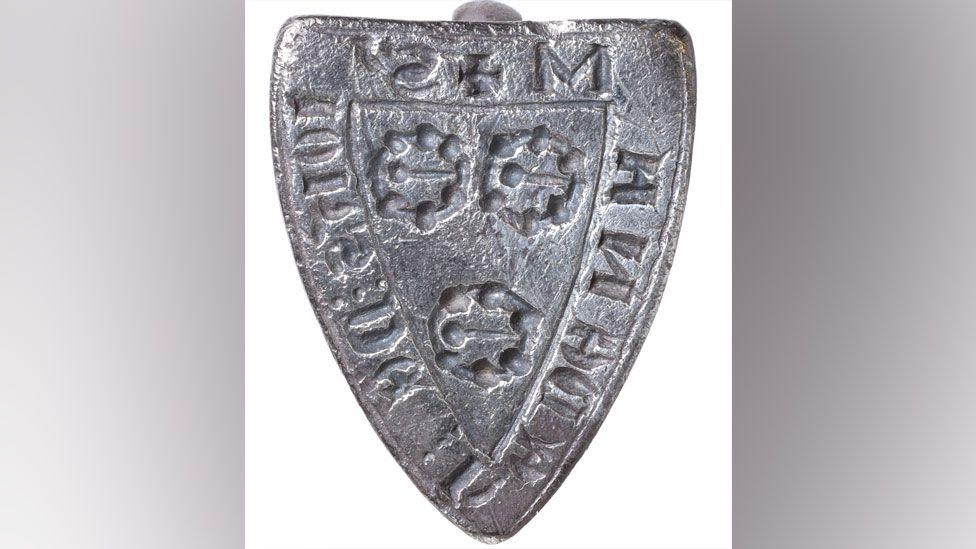 Call for historians to solve medieval seal mystery